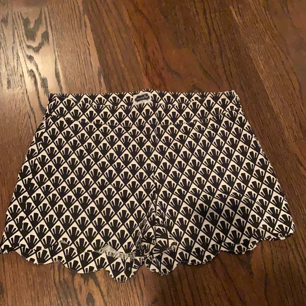 New Mudpie Printed shorts Small